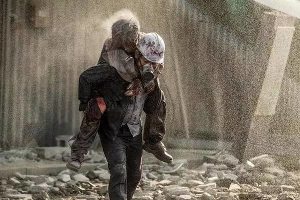 深入解读潘多拉韩国灾难片：探究灾难主题在韩国电影中的表现和影响